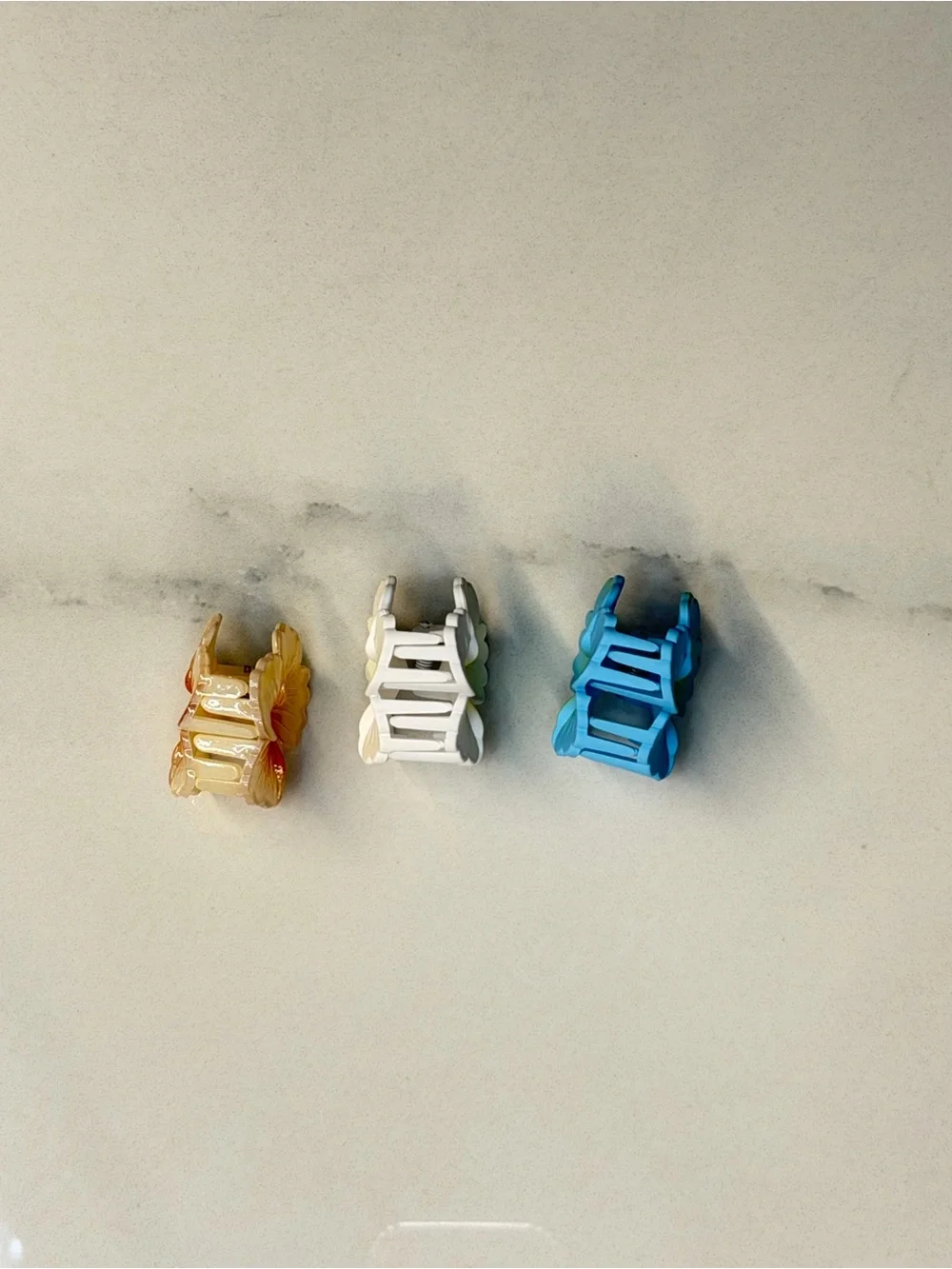 Set of 3 Floral Claw Clips - White, Peach, Blue